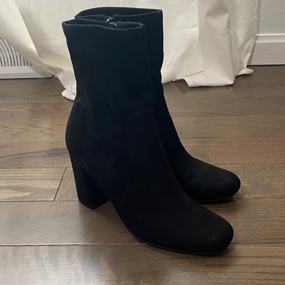 Naturalizer Black Chunky Heeled Sock Boots